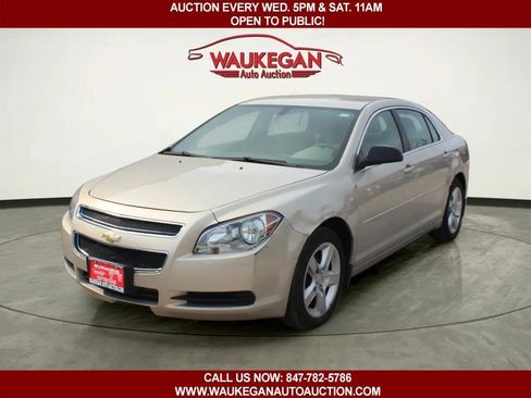 Used 2011 Chevrolet Malibu LS FWD image 1