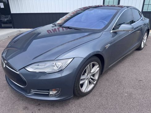 Used 2013 Tesla Model S RWD image 2