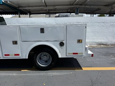 Used 2022 Ford F350 XL w/ Power Equipment Group RWD image 29