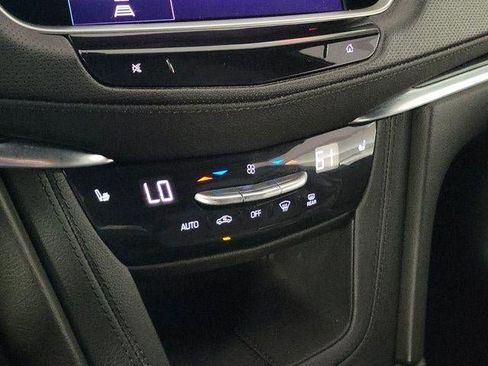 Certified 2022 Cadillac XT5 Premium Luxury image 23