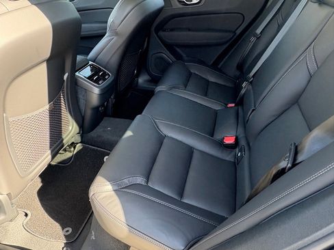 New 2026 Volvo XC60 B5 Ultra w/ Protection Package Premier image 24