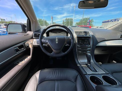 Used 2013 Lincoln MKX AWD image 8