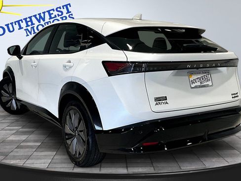 Used 2024 Nissan Ariya AWD image 5