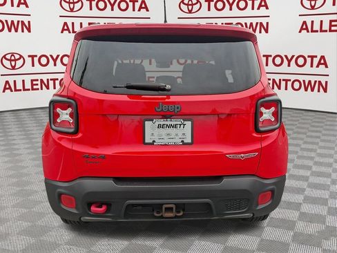 Used 2016 Jeep Renegade Trailhawk AWD/4WD image 10