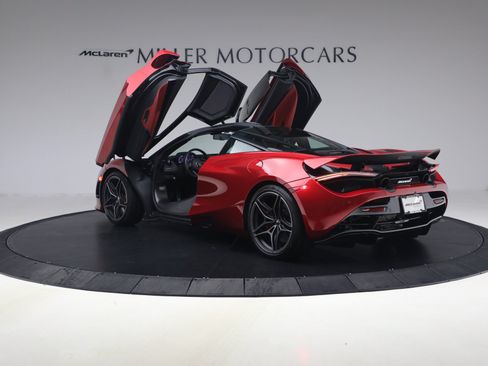 Used 2019 McLaren 720S Performance RWD image 15