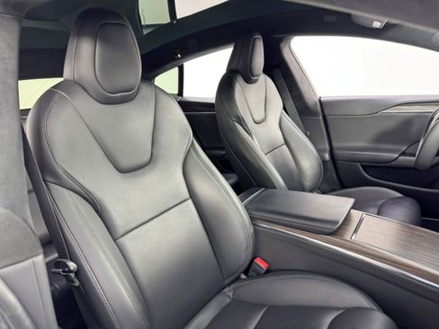 Used 2022 Tesla Model S image 38