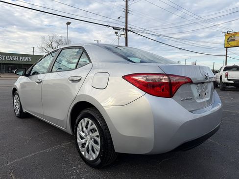 Used 2019 Toyota Corolla L image 7