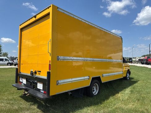 Used 2021 GMC Savana 3500 Extended w/ Power Convenience Package image 14