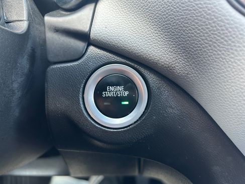 Used 2022 Chevrolet Equinox LT FWD image 28