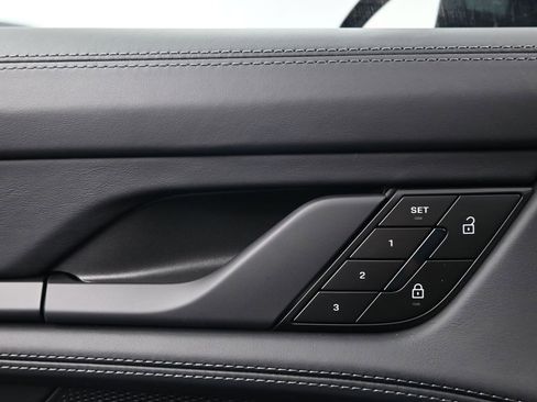 New 2026 Porsche Taycan image 18