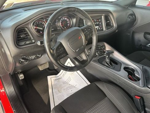 Used 2023 Dodge Challenger SXT image 12
