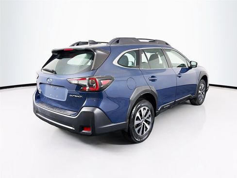 Certified 2023 Subaru Outback AWD/4WD image 7