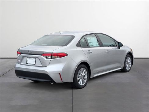 New 2026 Toyota Corolla LE image 5