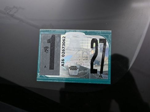 Used 2023 Tesla Model Y Long Range image 45