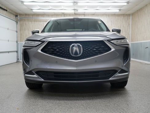 Used 2022 Acura MDX w/ Technology Package FWD image 2