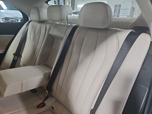 New 2026 Mercedes-Benz E 350 4MATIC Sedan image 15