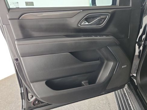 Used 2023 GMC Yukon XL AT4 w/ AT4 Premium Package AWD/4WD image 28