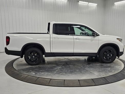 New 2026 Honda Ridgeline Black Edition image 35