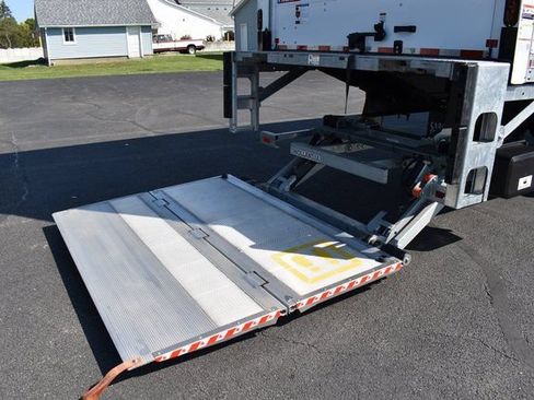 New 2025 Ford F750 2WD Regular Cab Super Duty image 5