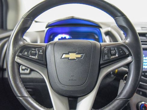 Used 2016 Chevrolet Trax LT w/ LT Convenience Package image 20