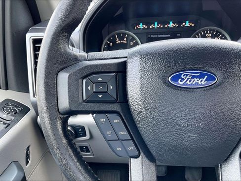 Used 2018 Ford F150 XLT w/ Equipment Group 302A Luxury AWD/4WD image 17