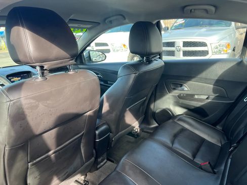 Used 2014 Chevrolet Cruze LT FWD image 10