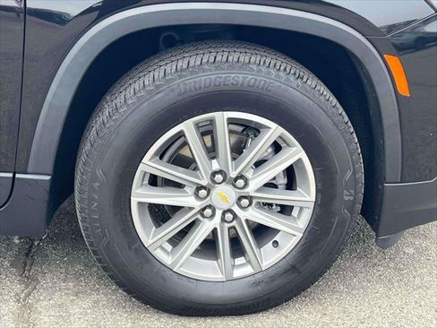 Used 2022 Chevrolet Traverse LT image 6
