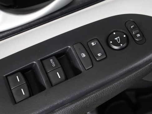 Used 2019 Honda CR-V LX image 31