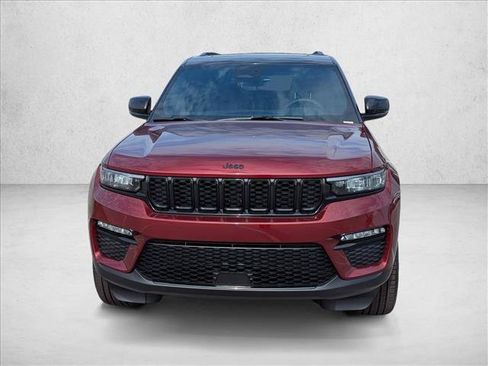 New 2025 Jeep Grand Cherokee Limited image 2