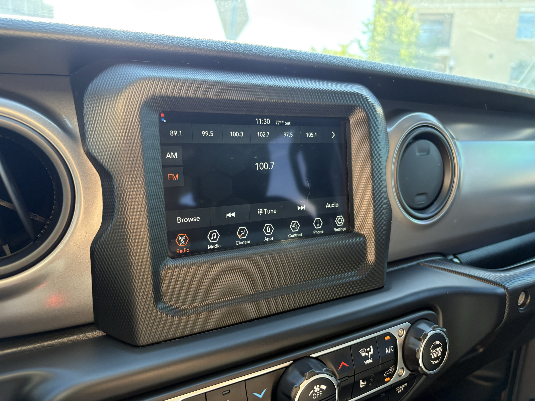 Used 2023 Jeep Wrangler Unlimited Sport AWD/4WD image 28