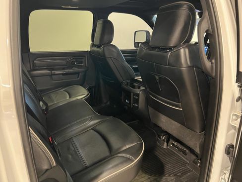 Used 2023 RAM 2500 Limited image 36