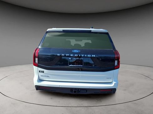New 2026 Ford Expedition Max Active AWD/4WD image 7