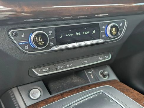 Used 2019 Audi Q5 2.0T Premium Plus w/ Premium Plus Package AWD/4WD image 31