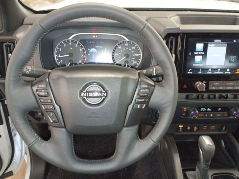 New 2026 Nissan Frontier SV w/ SV Convenience Package image 16