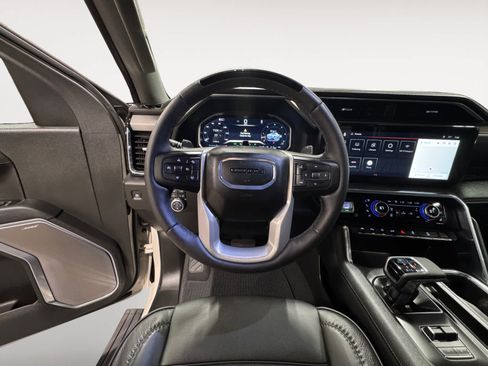 Used 2026 GMC Sierra 1500 Denali AWD/4WD image 13