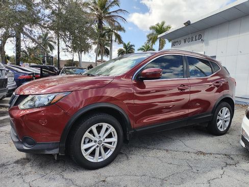 Used 2019 Nissan Rogue Sport SV image 3