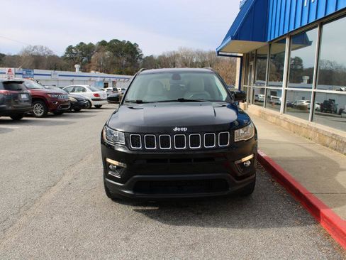 Used 2020 Jeep Compass Latitude w/ Popular Equipment Group image 2