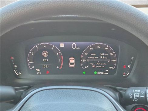 Used 2025 Honda Accord SE image 11