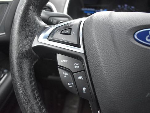 Used 2019 Ford Edge SEL w/ Equipment Group 201A image 17