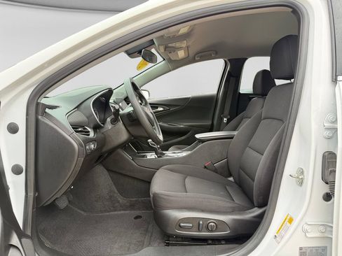 Used 2024 Chevrolet Malibu LT FWD image 20
