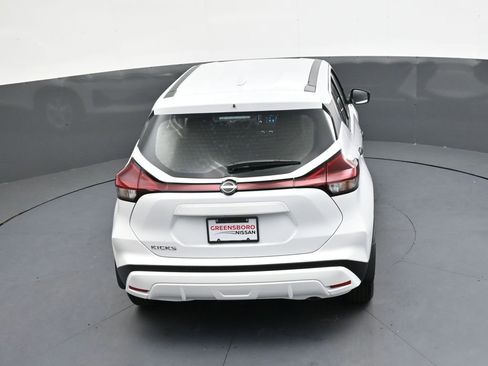 Certified 2025 Nissan Kicks Play S FWD image 25