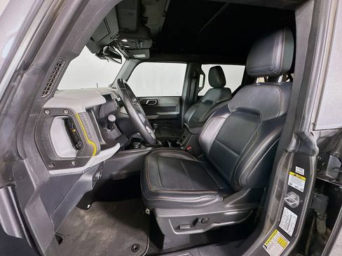 Used 2022 Ford Bronco Badlands image 21