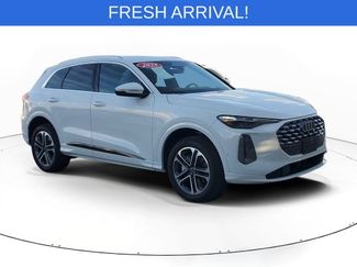 Certified 2025 Audi Q5 Premium Plus w/ Premium Plus AWD/4WD video 1