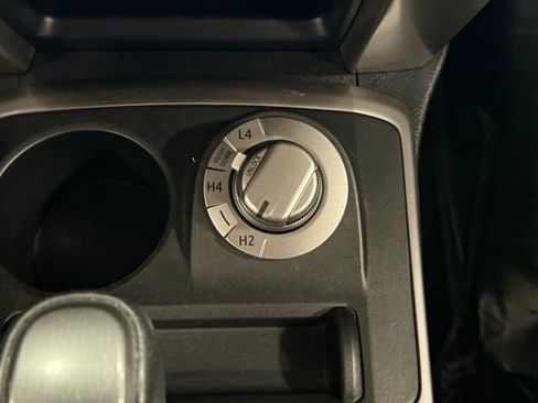 Used 2020 Toyota 4Runner SR5 image 24