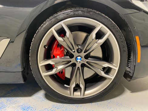 Used 2021 BMW M550i xDrive w/ Executive Package image 26