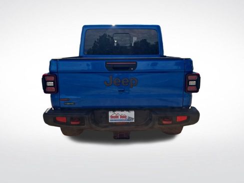 Used 2022 Jeep Gladiator Rubicon w/ LED Lighting Group AWD/4WD image 4