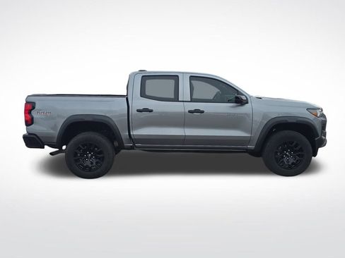 Used 2024 Chevrolet Colorado Trail Boss w/ Technology Package image 8
