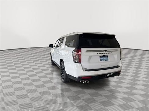 Certified 2024 Chevrolet Suburban High Country image 8