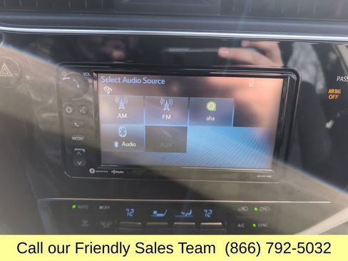 Used 2018 Toyota Corolla iM image 20