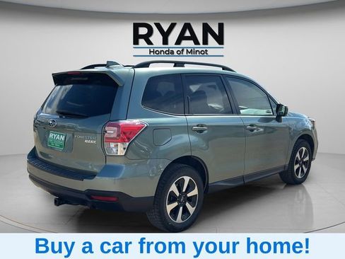 Used 2017 Subaru Forester 2.5i Premium w/ All-Weather Package AWD/4WD image 6